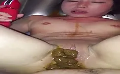 Fucking a Japanese babe fucked with shit