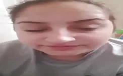 Gipsy girl shitting