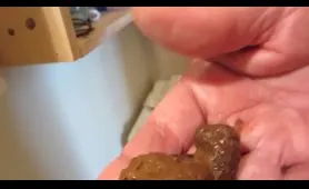Man Eats Creamy Shit