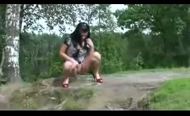 Hottie Poops in the Park