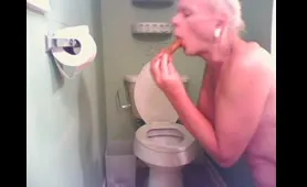Blonde Babe Drops a Nasty Shit