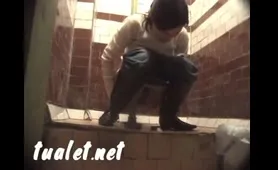A slut drops a nasty load in a public restroom