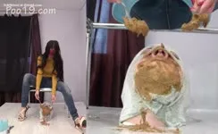 Two sexy girls shit on male slave