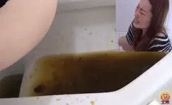 Liquid shit with pressure