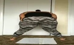 Ebony girl shitting