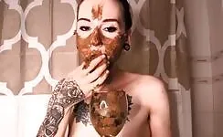 She knows how to have fun with fresh shit