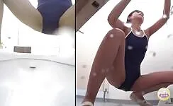 Desperate pee in swimmear