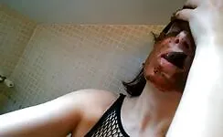 Shitting on her own face