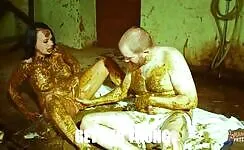 Super sexy cowshit adventure session with scat couple 