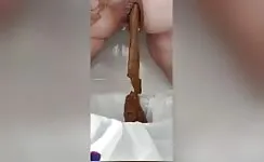 Lovely amateur lady pooping heavy load 