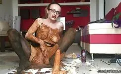 Sexy slut spread legs for dildo fuck and smearing shit 