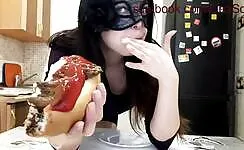 Eating tasty shit burger 