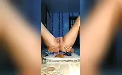 Cute skinny girl masturbates and poop 