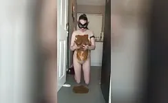 Sexy masked babe smearing shit all over herself 