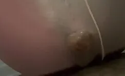 Lady Poops in Her Panty