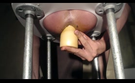 Woman Shits on a dildo
