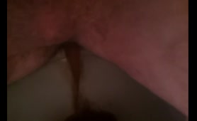 Lady Craps a Lot in One Toilet