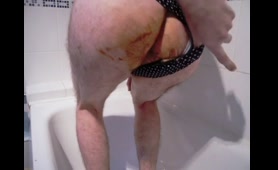 Hottie Craps in His Swimming Panties