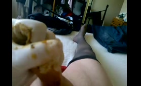 Babe Shits While Jerking Off