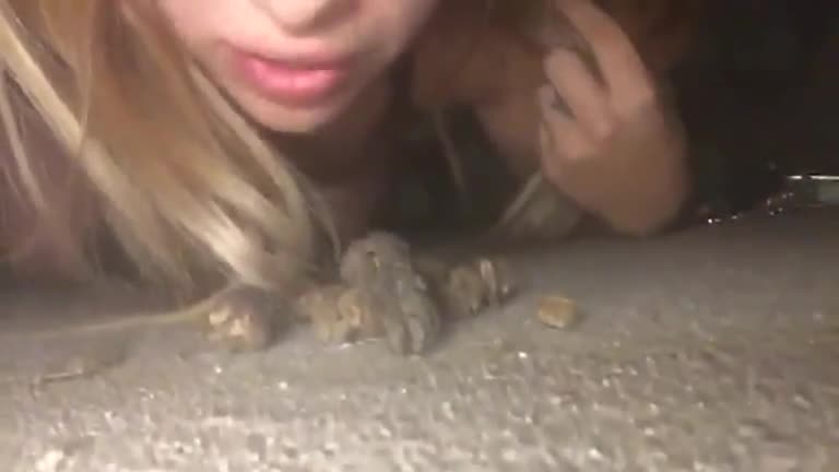 Teen Shitting